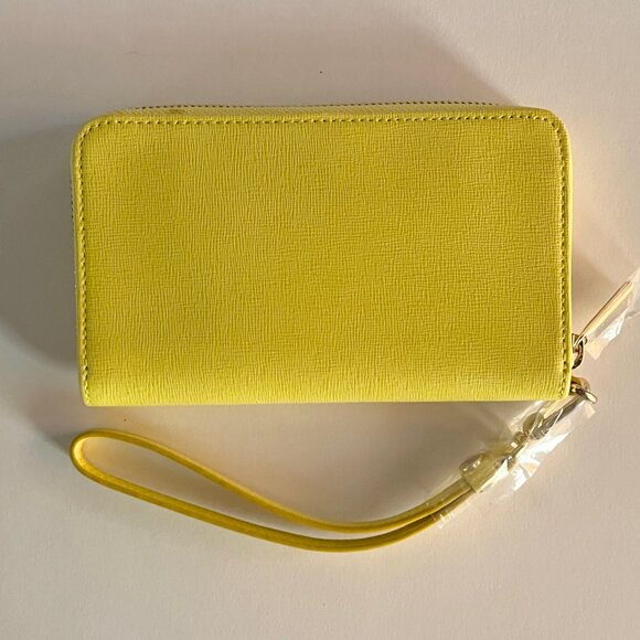 Furla Babylon zip around leather wallet/wristlet. Brand new with tags in box - Picture 4 of 5